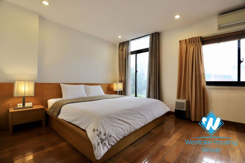 Modern apartment for rent in Truc Bach area, Tay Ho, Ha Noi